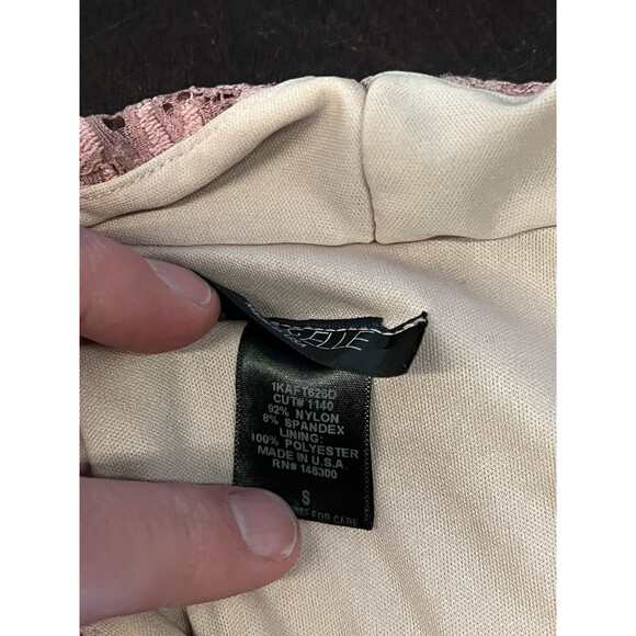 Joe & Elle Women's Small Pink Lace Cap Sleeve Mid Length Bodycon Dress - Picture 5 of 6